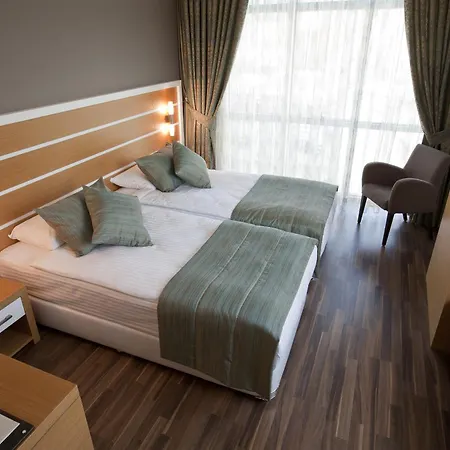 Fourway Hotel&spa 4*